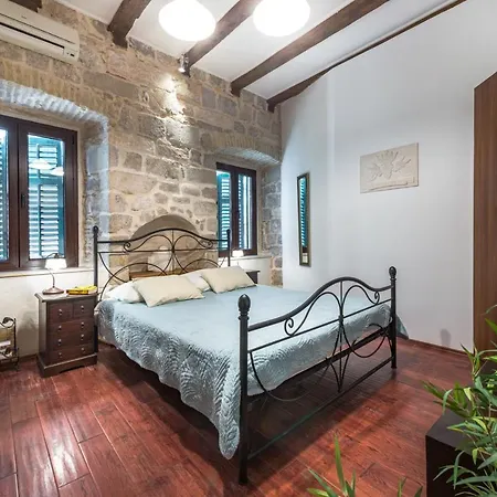 Apartment Tezoro
